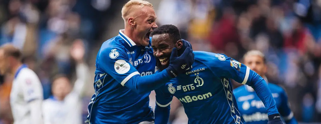 «Динамо» разгромило «Крылья Советов» в первом официальном матче года