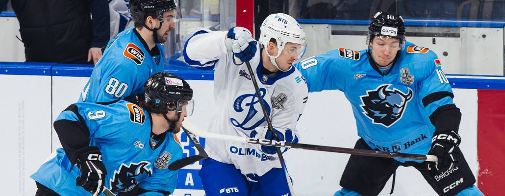 Минское «Динамо» обыграло московское «Динамо» в первом матче серии плей-офф