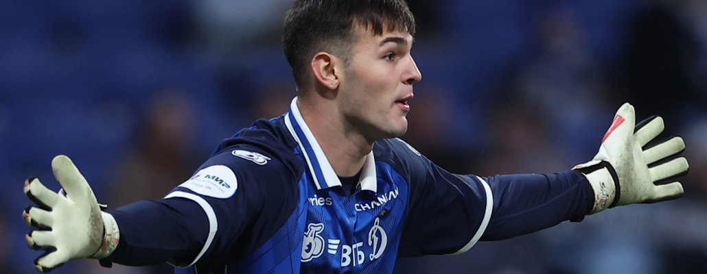 «Кордоба что-то кричал, пытался напугать». Интервью вратаря «Динамо» Расулова