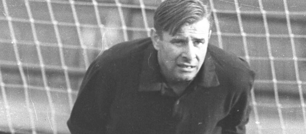 Семь историй про Льва Яшина. Сегодня — 95 лет со дня рождения величайшего вратаря мирового футбола