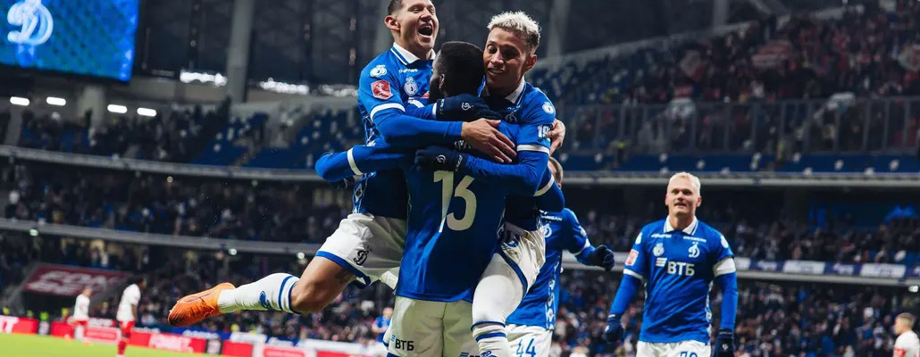 Динамовцы разгромили «Спартак» в первом полуфинальном матче