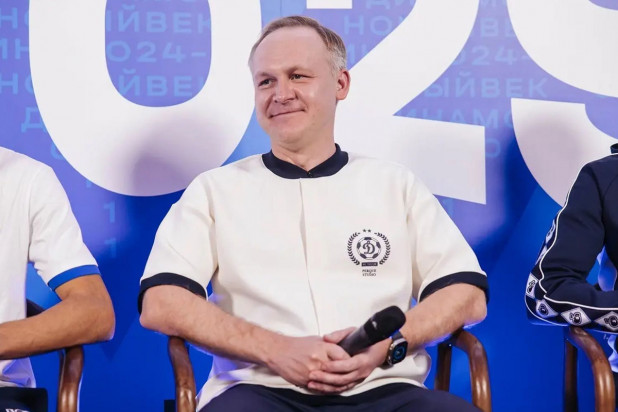 Интервью с Павлом Пивоваровым. Победа в матче с ЦСКА и лидерство в РПЛ. Fan ID в Кубке — не проблема для «Динамо». Работа Бувача