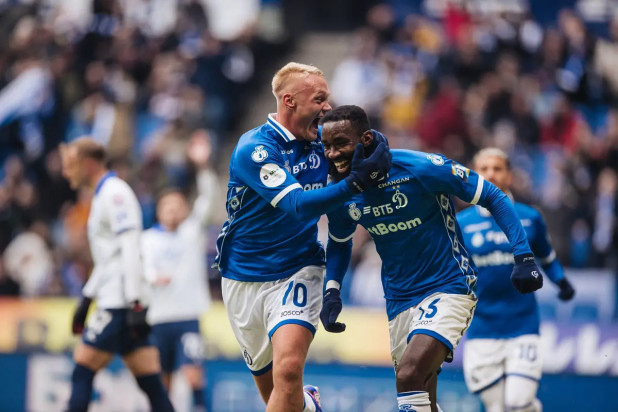 «Динамо» разгромило «Крылья Советов» в первом официальном матче года