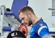Тренировки в тренажерном зале