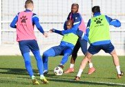 Тренировки перед игрой с ФК «Крылья Советов»
